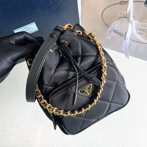 Alternative view of 프라다 버킷백 1BH038-2