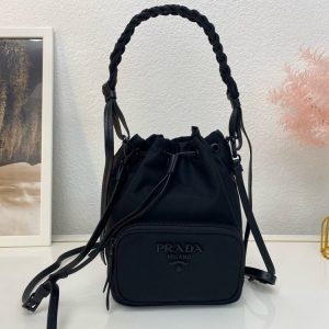 프라다 버킷백 1BH038-4