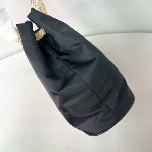 프라다 마리너 리나일론 스몰 버킷백 1BE082-4