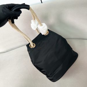 프라다 마리너 리나일론 스몰 버킷백 1BE082-4 - 이미지 4