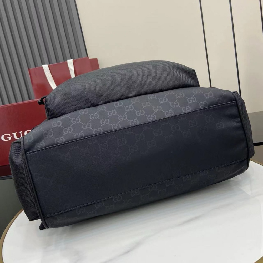 구찌 라지 토트백 818962