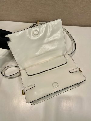 1BD082
