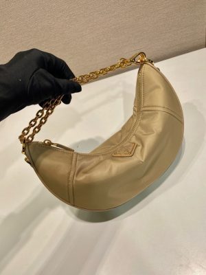 프라다 드뮈룬 리나일론 숄더백 1BH222-2