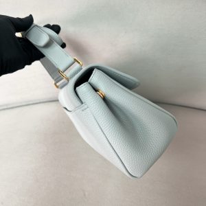 프라다 스몰 가죽 숄더백 1BN022-4 - 이미지 3