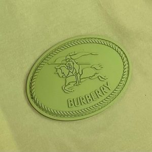 버버리 바람막이 25SS RA1058