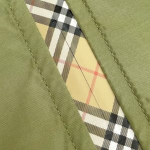 버버리 바람막이 25SS RA1058 - 이미지 7
