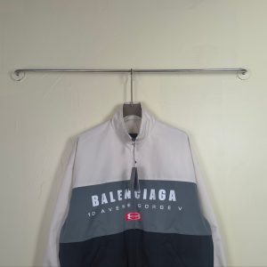 발렌시아가 집업 25SS 66ST017 - 이미지 3