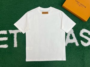 루이비통 티셔츠 25SS RA1067
