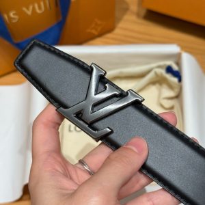루이비통 벨트 M8927