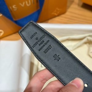루이비통 벨트 M8927 - 이미지 9