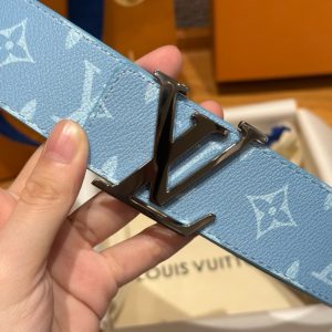 루이비통 벨트 M8965