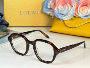 로에베 안경 LW40163F
