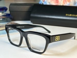 발렌시아가 안경 BB0325O