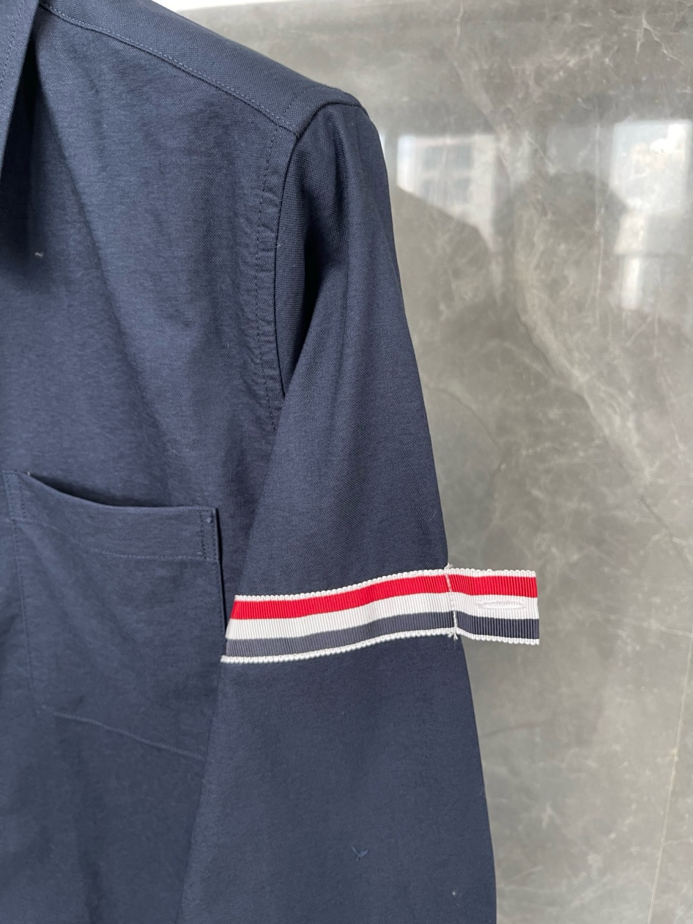 톰브라운 셔츠 25SS D10553
