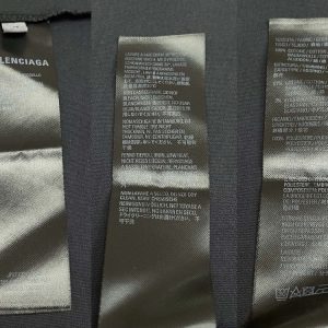 발렌시아가 티셔츠 25SS RA1070 - 이미지 11