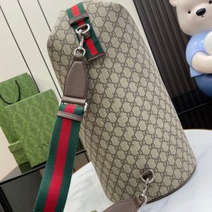 구찌 탑 핸들 GG 더플백 ‎774542