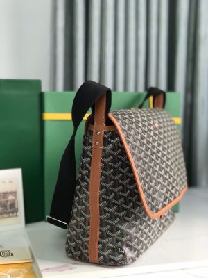 고야드 카피티엔 메신저백 블랙탄