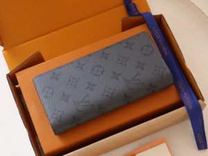 루이비통 브라짜 월릿 M61697-6