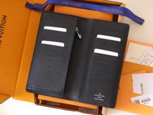 루이비통 브라짜 월릿 M61697-6