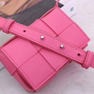 보테가베네타 미니 카세트백 290024-12 - 이미지 3
