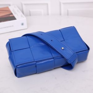 보테가베네타 벨트 카세트백 651053-3