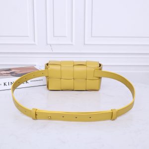 보테가베네타 벨트 카세트백 651053-11