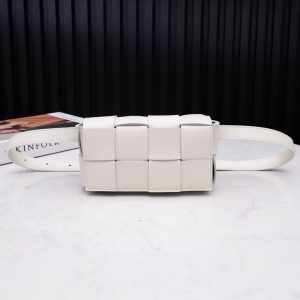 보테가베네타 벨트 카세트백 651053-21