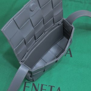 보테가베네타 스몰 카세트백 730848-4 - 이미지 7