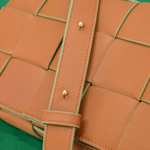 보테가베네타 카세트백 578004-7