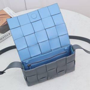 보테가베네타 카세트백 578004-8