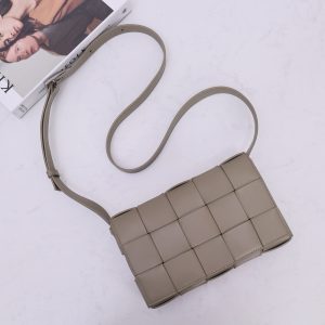 보테가베네타 카세트백 578004-11