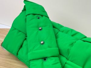 보테가베네타 패디드 테크 카세트백 628951-8