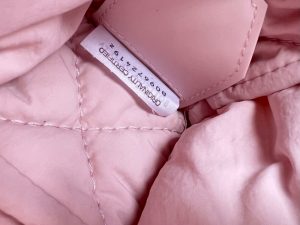 보테가베네타 패디드 테크 카세트백 628951-12 - 이미지 9