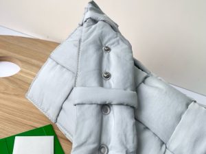 보테가베네타 패디드 테크 카세트백 628951-14 - 이미지 4