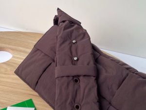 보테가베네타 패디드 테크 카세트백 628951-15 - 이미지 4