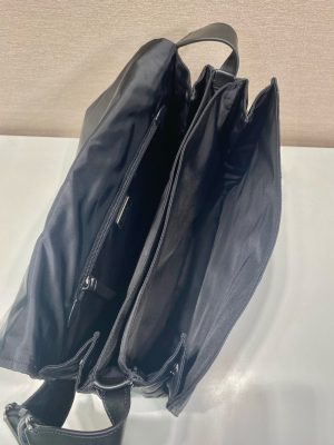 프라다 라지 패드 숄더백 1BD256-4