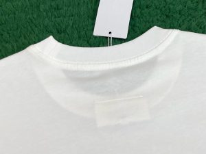 메종마르지엘라 티셔츠 25SS RA1079-2 - 이미지 4