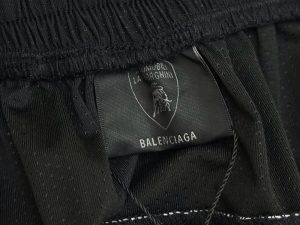 발렌시아가 반바지 25SS RA1093 - 이미지 4