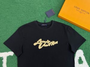 루이비통 티셔츠 25SS RA1096