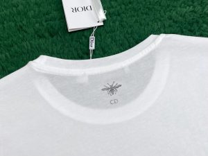 디올 여성 티셔츠 25SS RA1099-2 - 이미지 4