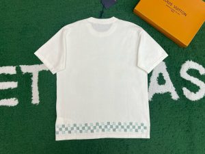 루이비통 티셔츠 25SS RA1115