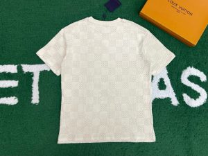 루이비통 티셔츠 25SS RA1116