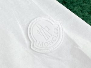 몽클레어 티셔츠 25SS RA1122 - 이미지 8