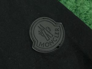 몽클레어 티셔츠 25SS RA1123 - 이미지 5