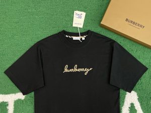 버버리 티셔츠 25SS RA1125 - 이미지 4