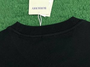 버버리 티셔츠 25SS RA1125 - 이미지 5