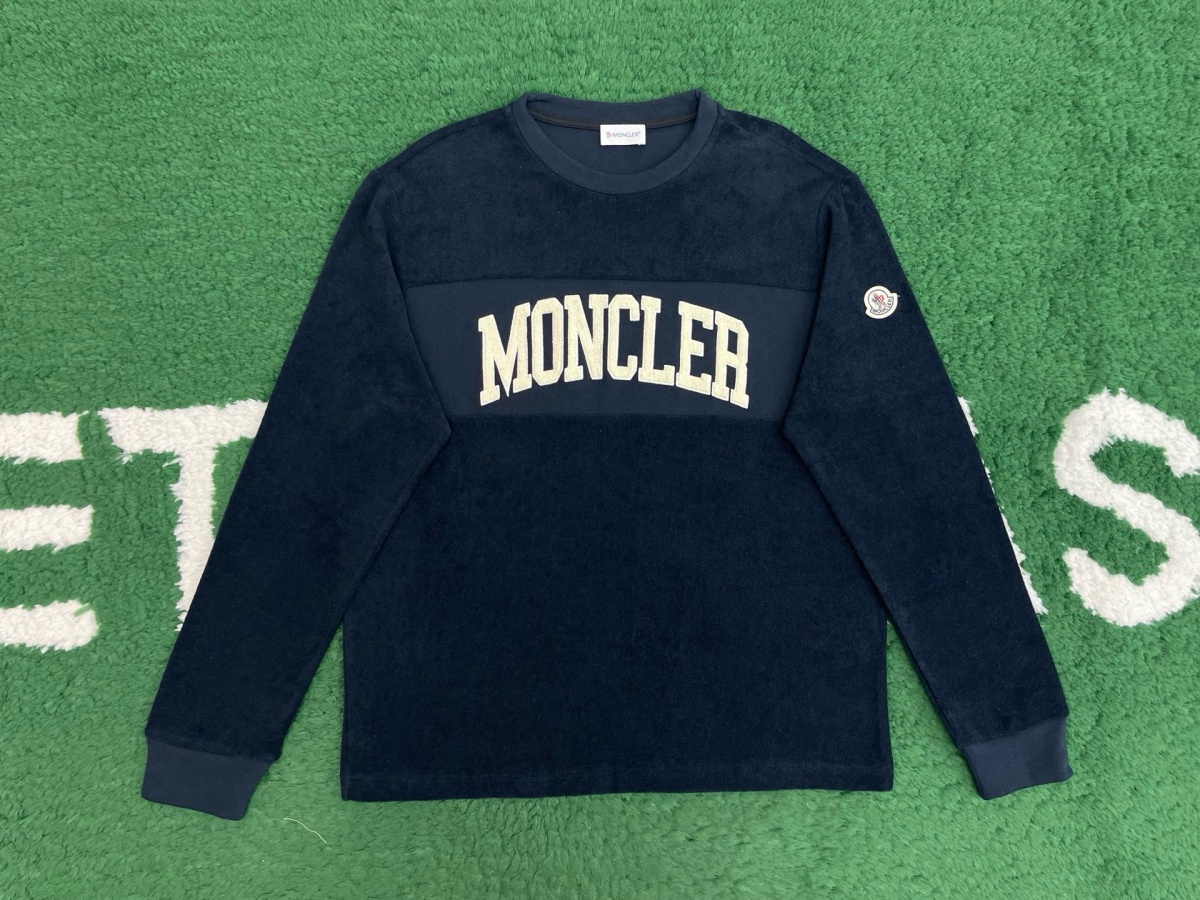몽클레어 맨투맨 25SS RA1131