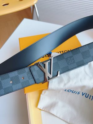 루이비통 벨트 M0213