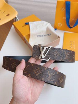 루이비통 벨트 M0821