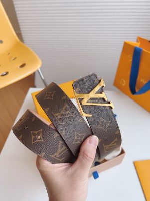 루이비통 벨트 M9608